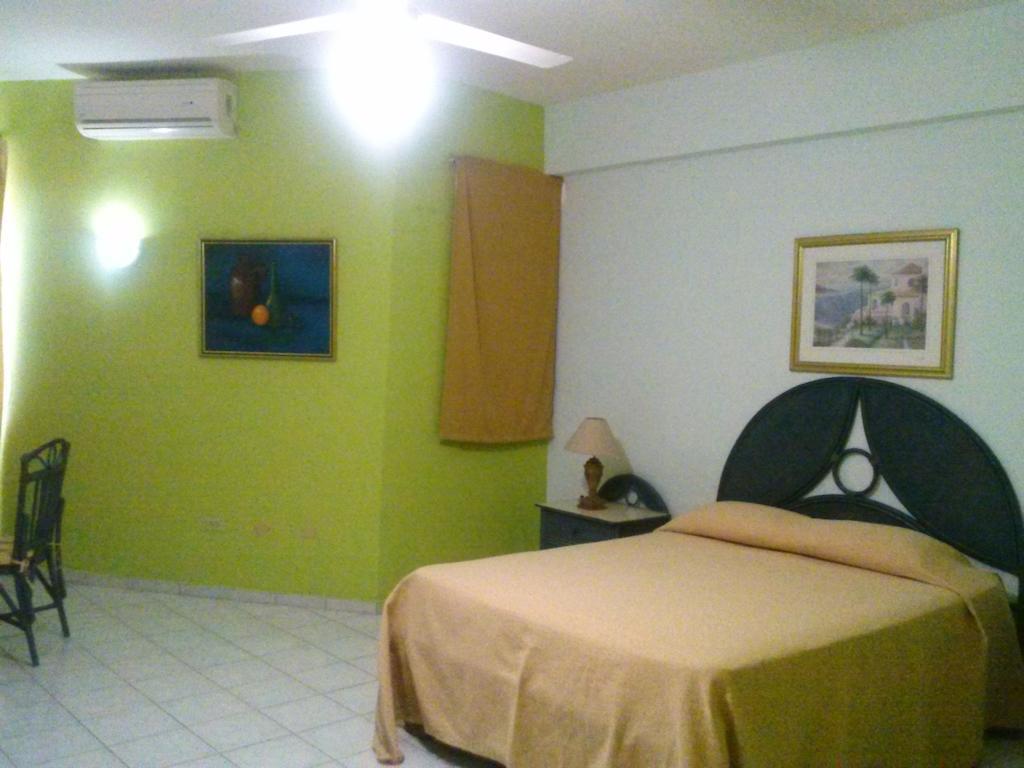 Apartahotel Jardines Metropolitanos Santiago De Los Caballeros Pokój zdjęcie