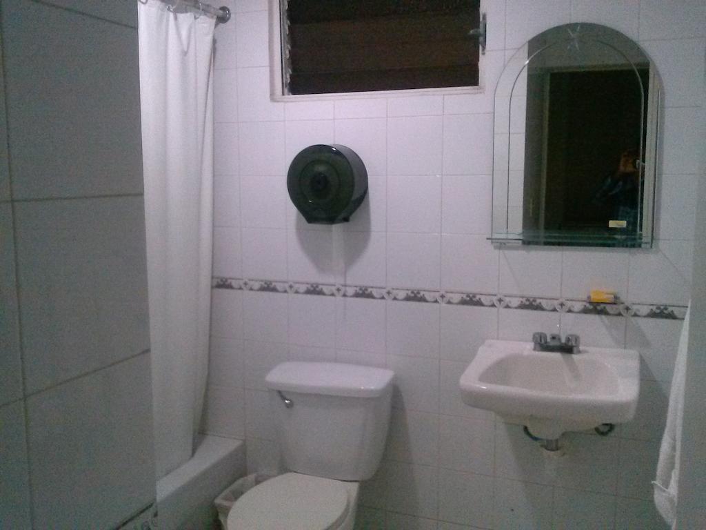 Apartahotel Jardines Metropolitanos Santiago De Los Caballeros Pokój zdjęcie